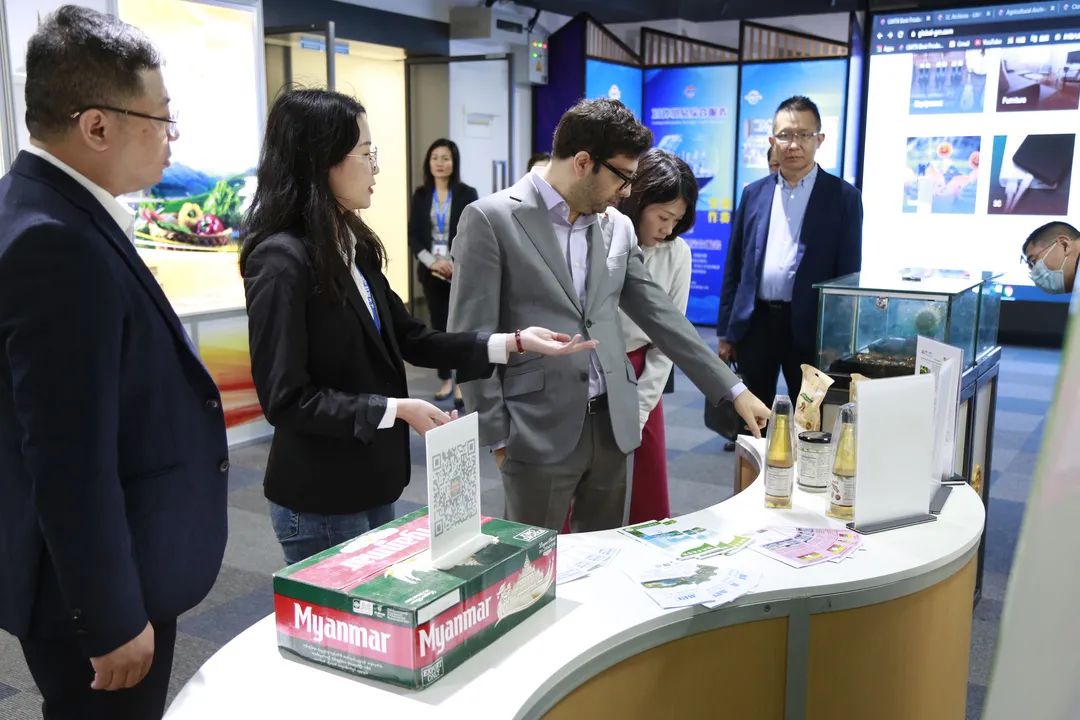 为8万亿元境外“家底”保驾护航(图1)